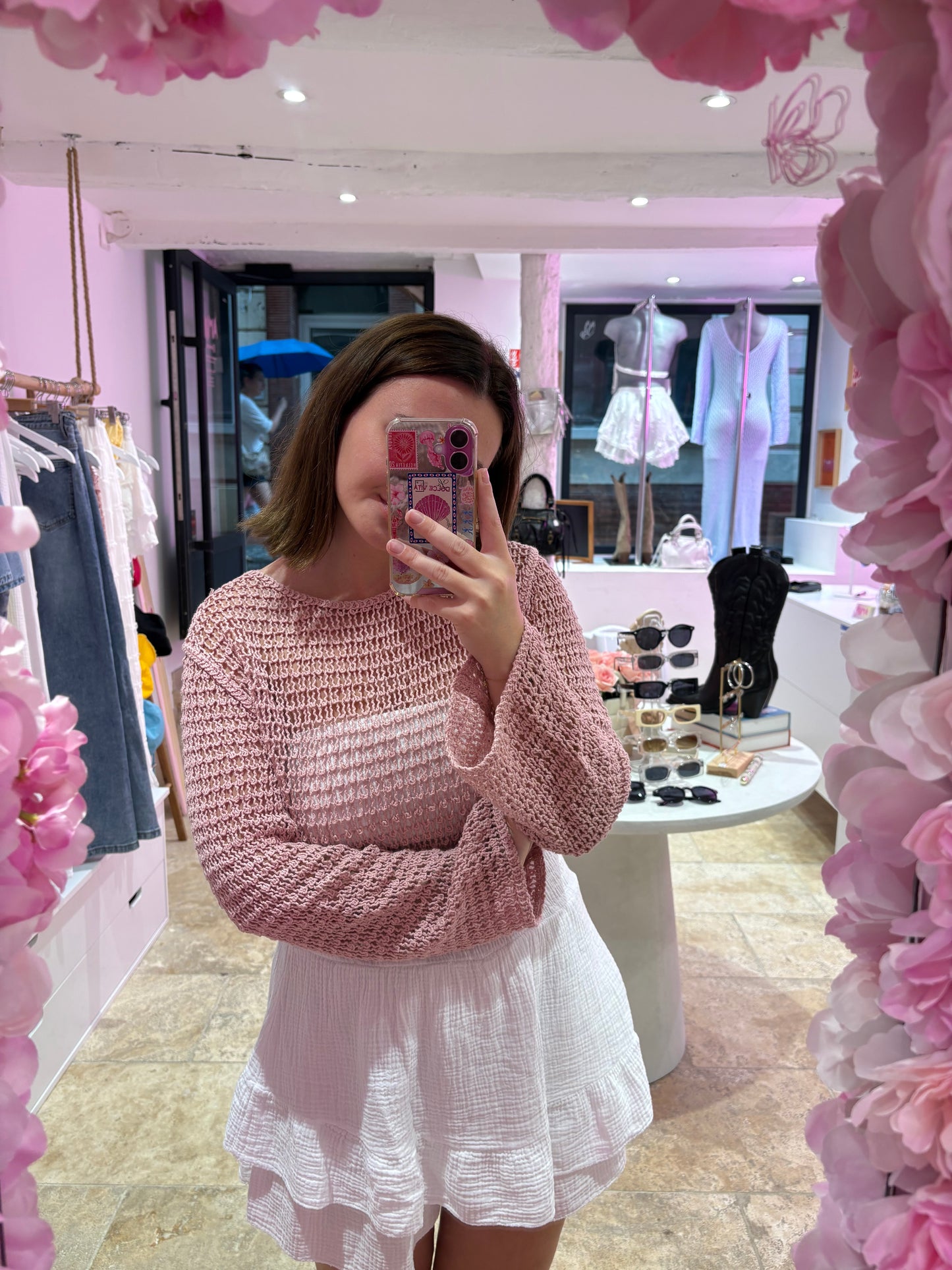 Crochet top rose